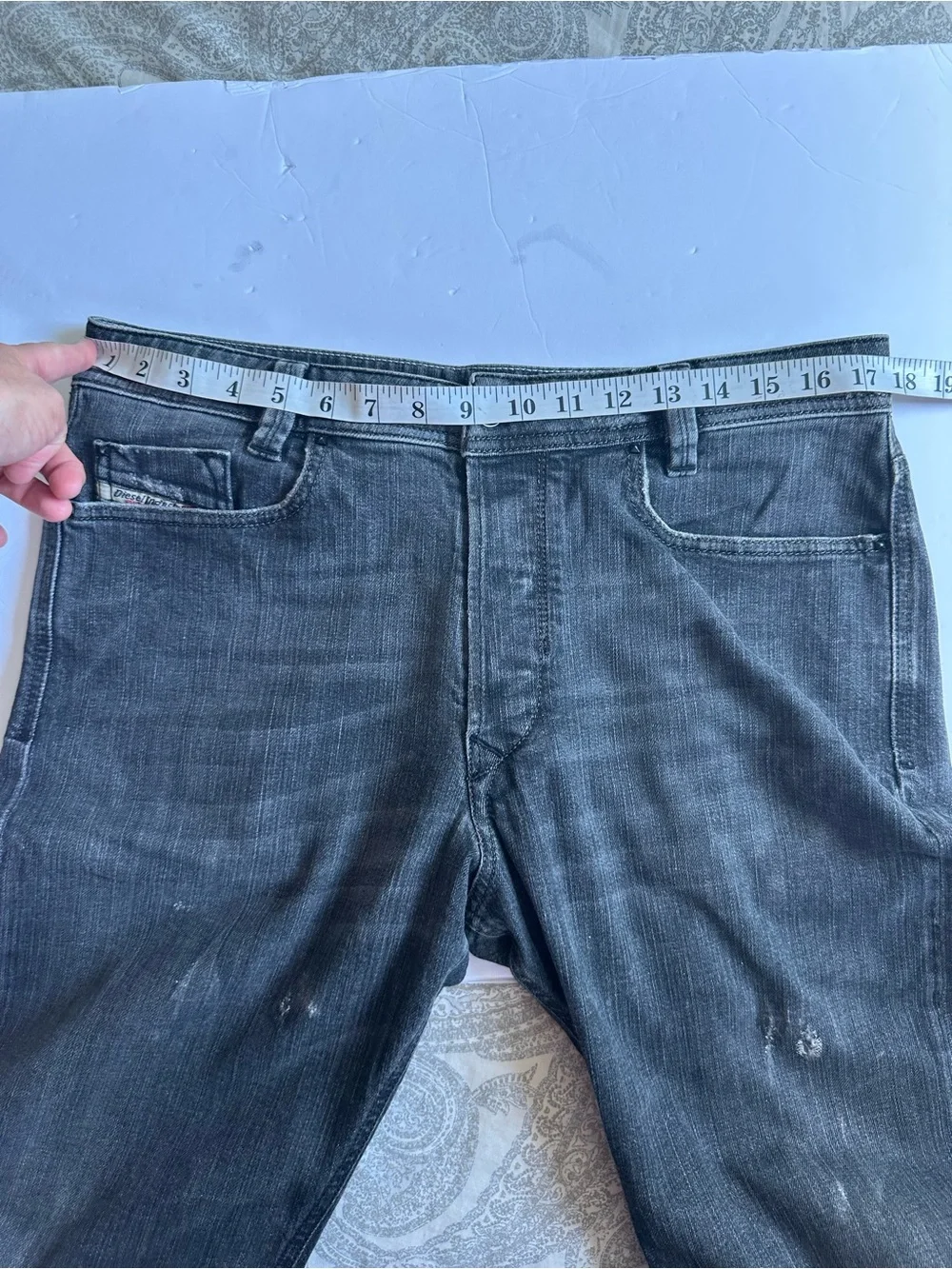 DIESEL Men’s Gray/Black Heeven Button Fly Distressed Denim Jeans- Size 33x34